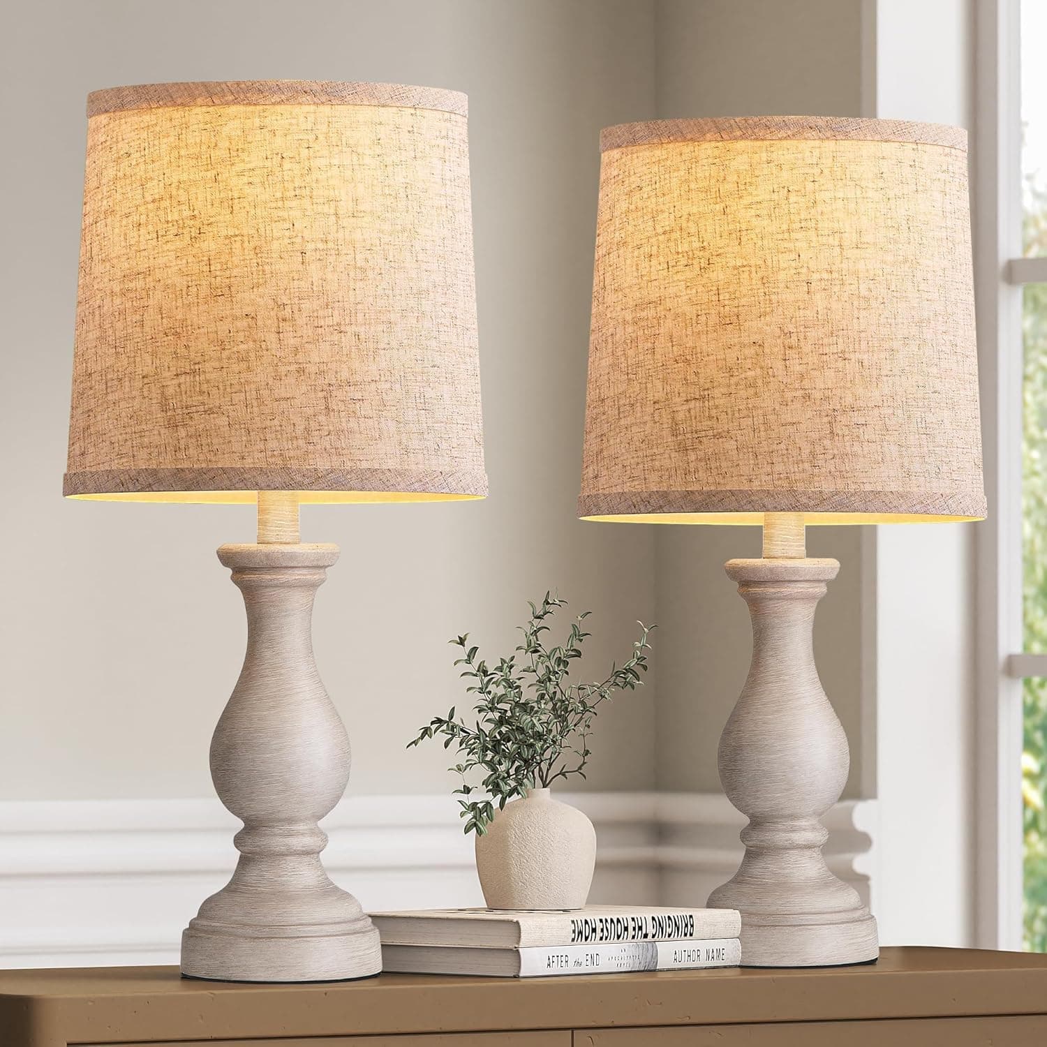 Farmhouse Table Lamps Set of 2 for Living Room, Rustic Bedside Lamps for Bedroom with Vintage Distressed Base
